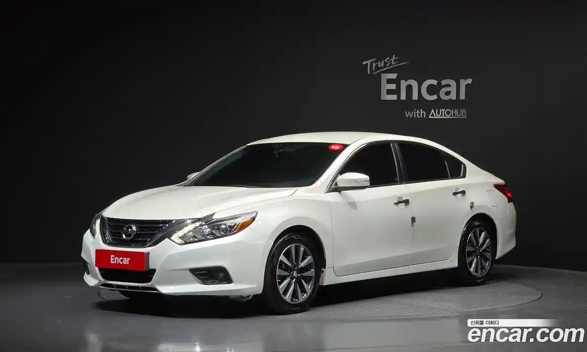 Nissan Altima 2017 2.5 автомат (гидро), фото 1 Nissan Altima 2017 2.5 автомат (гидро), фото 1