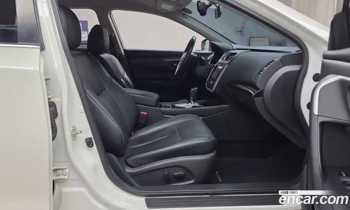 Nissan Altima 2017 2.5 автомат (гидро), фото 11 Nissan Altima 2017 2.5 автомат (гидро), фото 11