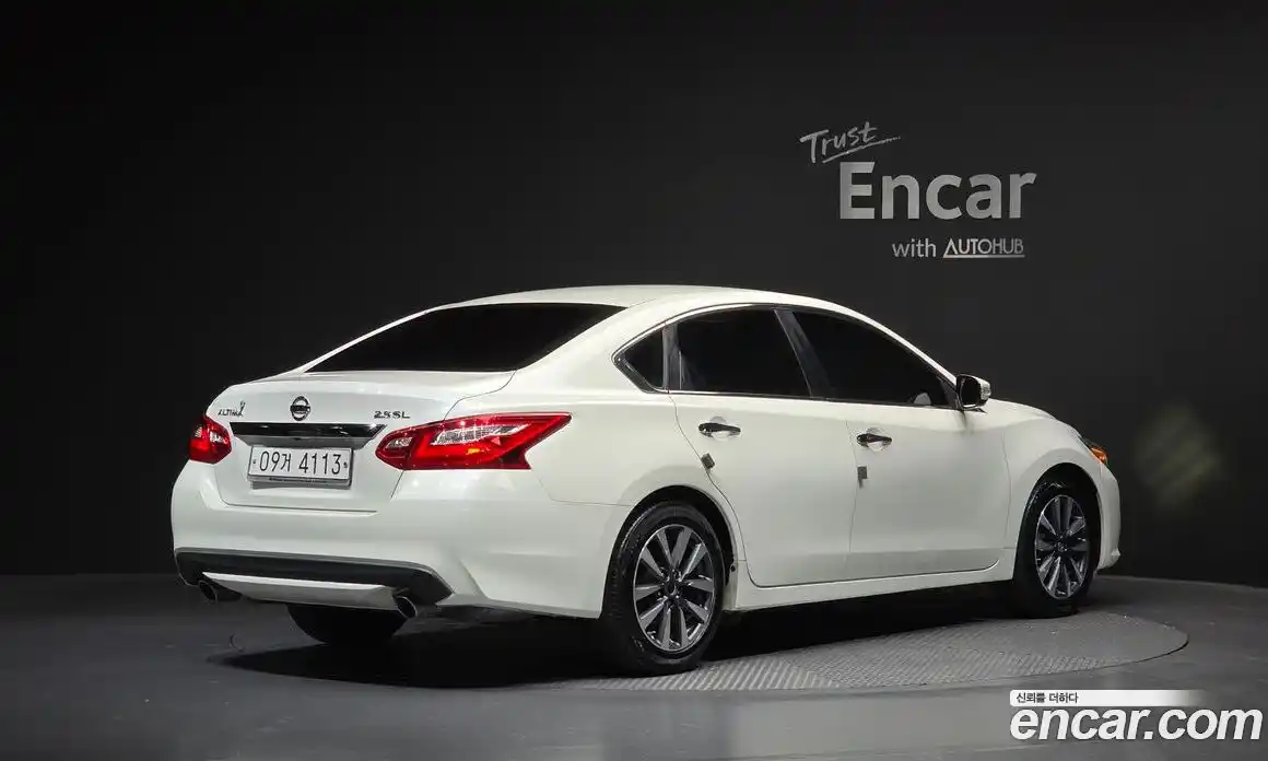 Nissan Altima 2017 2.5 автомат (гидро), фото 2 Nissan Altima 2017 2.5 автомат (гидро), фото 2