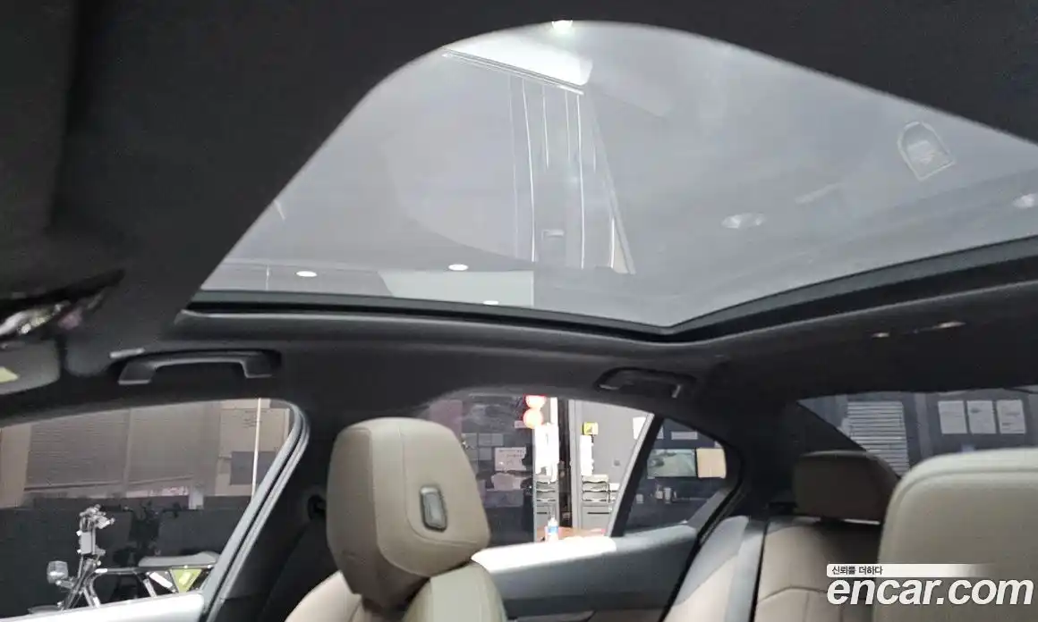 BMW 5 серия 2025 2.0 автомат (гидро), фото 19