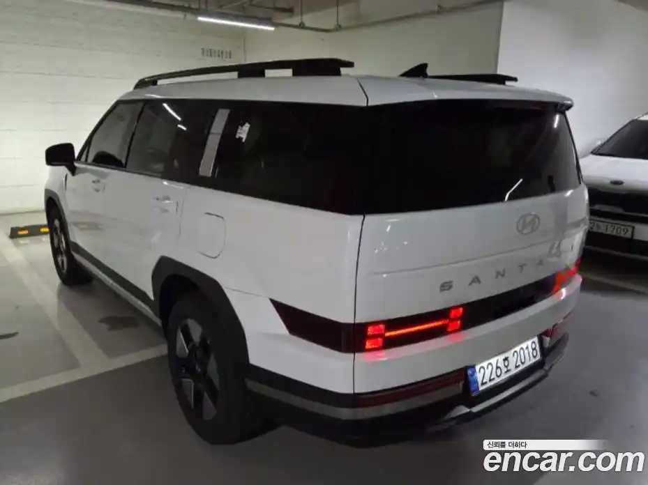 Hyundai Santa Fe 2025 1.6 автомат (гидро), фото 2