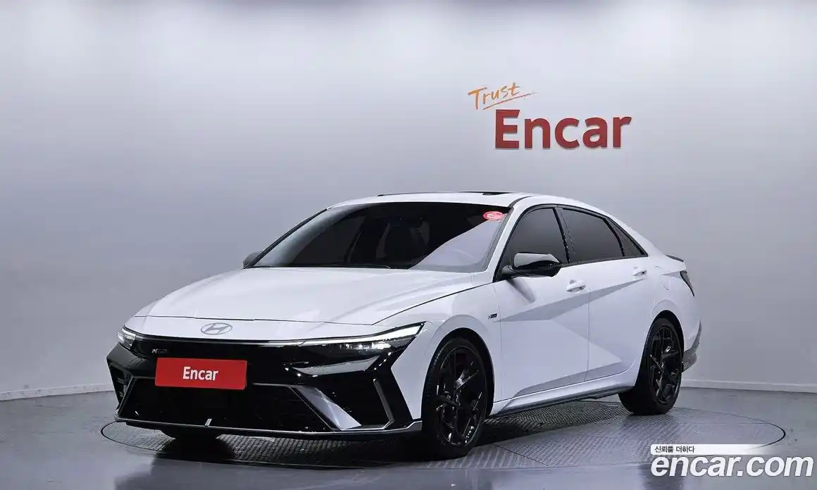 Hyundai Avante 2024 1.6 автомат (гидро), фото 1