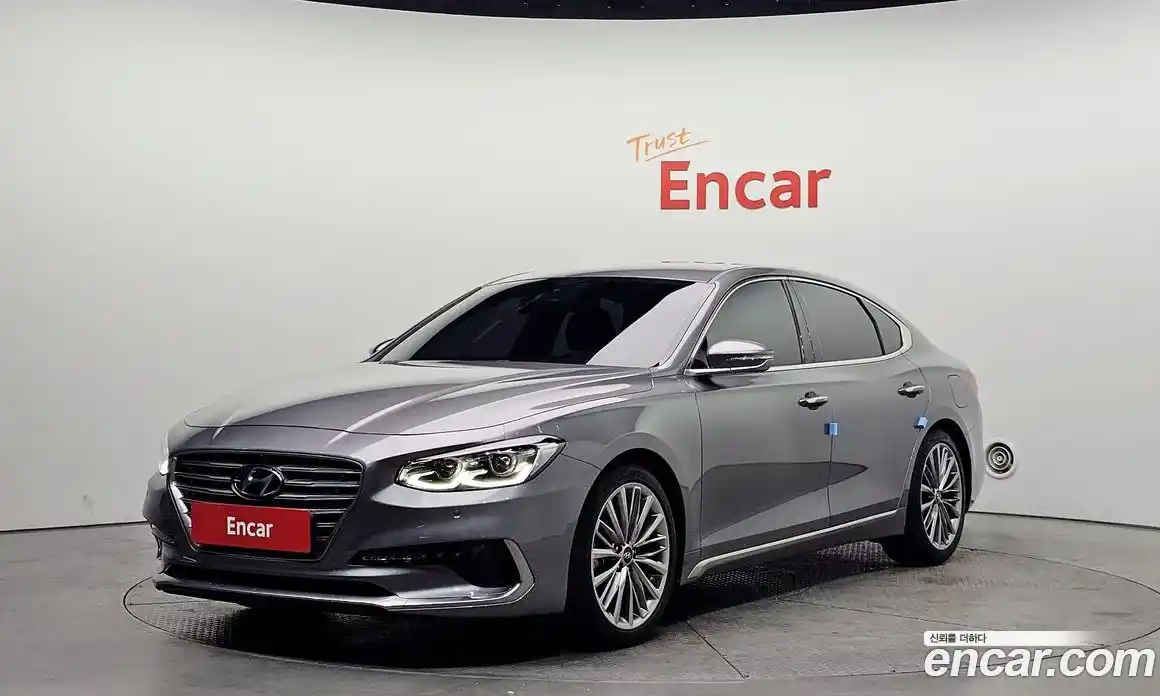 Hyundai Grandeur 2018 2.4 автомат (гидро), фото 1