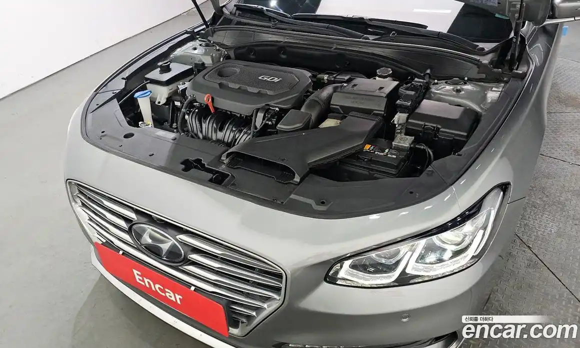 Hyundai Grandeur 2018 2.4 автомат (гидро), фото 6