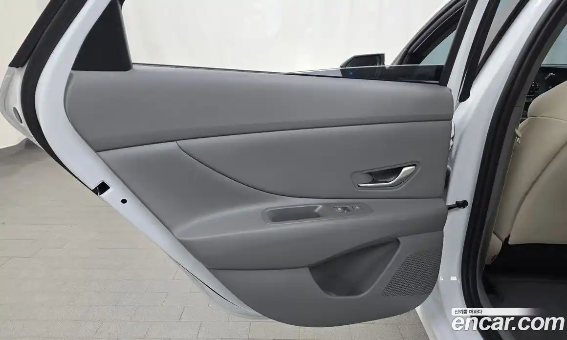 Hyundai Avante 2026 1.6 автомат (гидро), фото 15