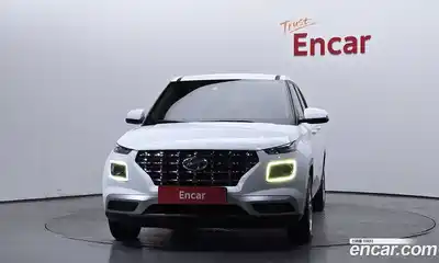 Hyundai Venue 2022 1.6 автомат (гидро), миниатюра 3