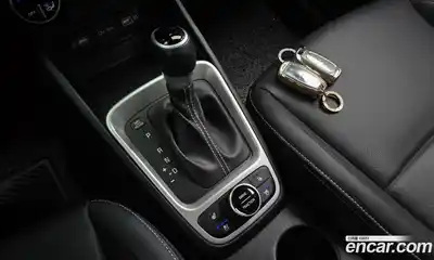 Hyundai Venue 2022 1.6 автомат (гидро), миниатюра 9