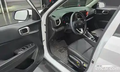 Hyundai Venue 2022 1.6 автомат (гидро), миниатюра 10