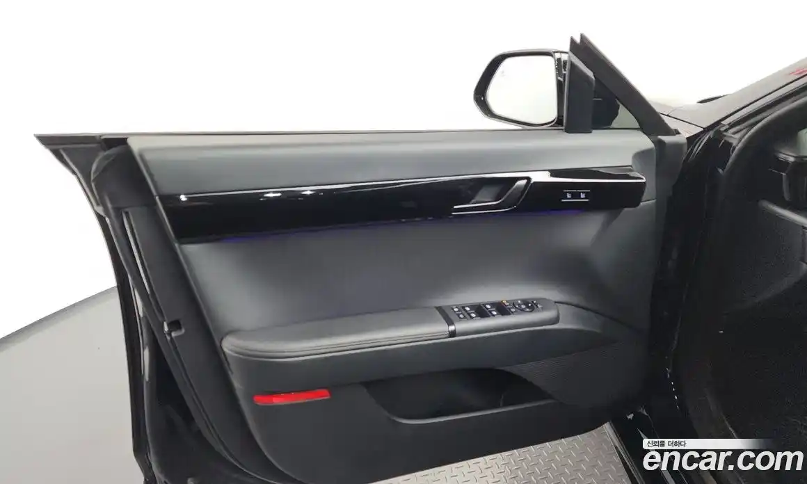 Hyundai Grandeur 2023 1.6 автомат (гидро), фото 14