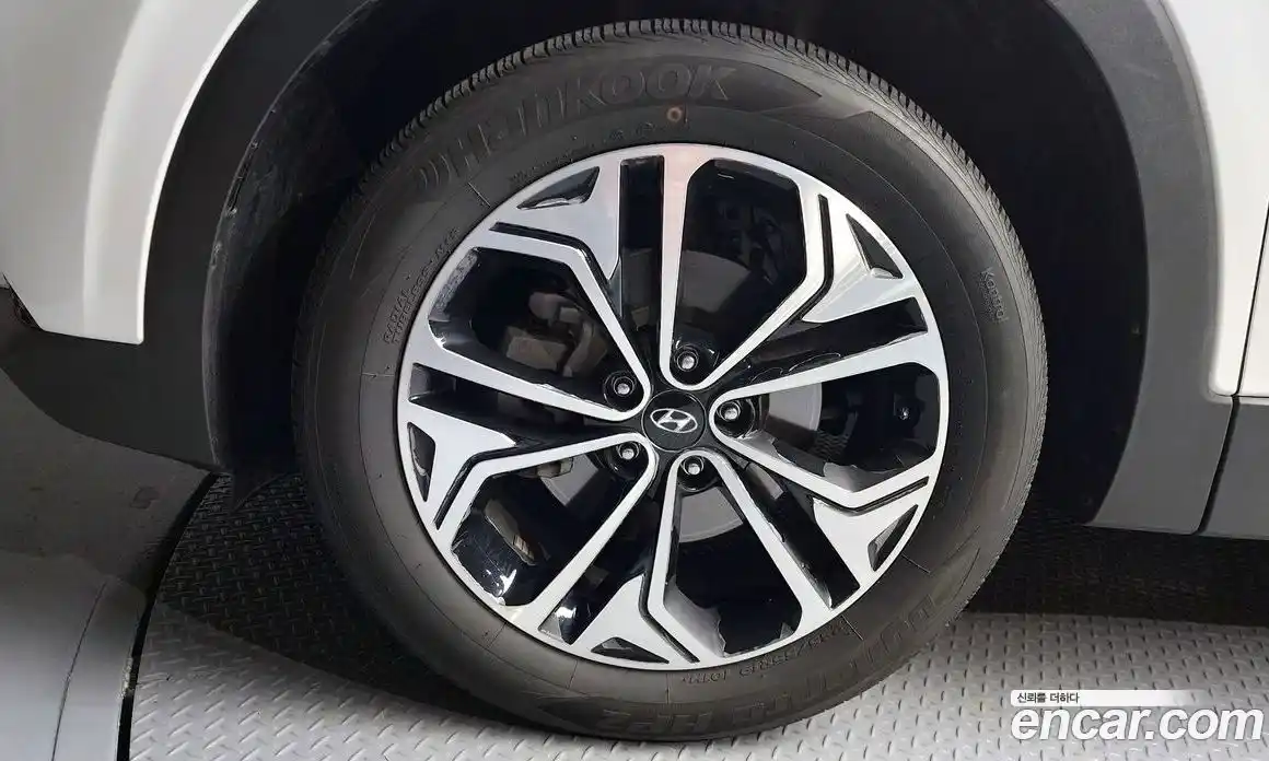Hyundai Santa Fe 2019 2.0 автомат (гидро), фото 5