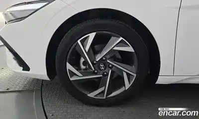 Hyundai Avante 2024 1.6 автомат (гидро), миниатюра 5