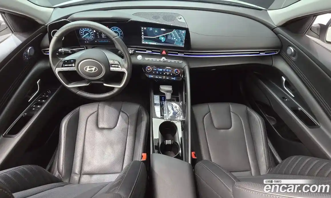 Hyundai Avante 2024 1.6 автомат (гидро), фото 10