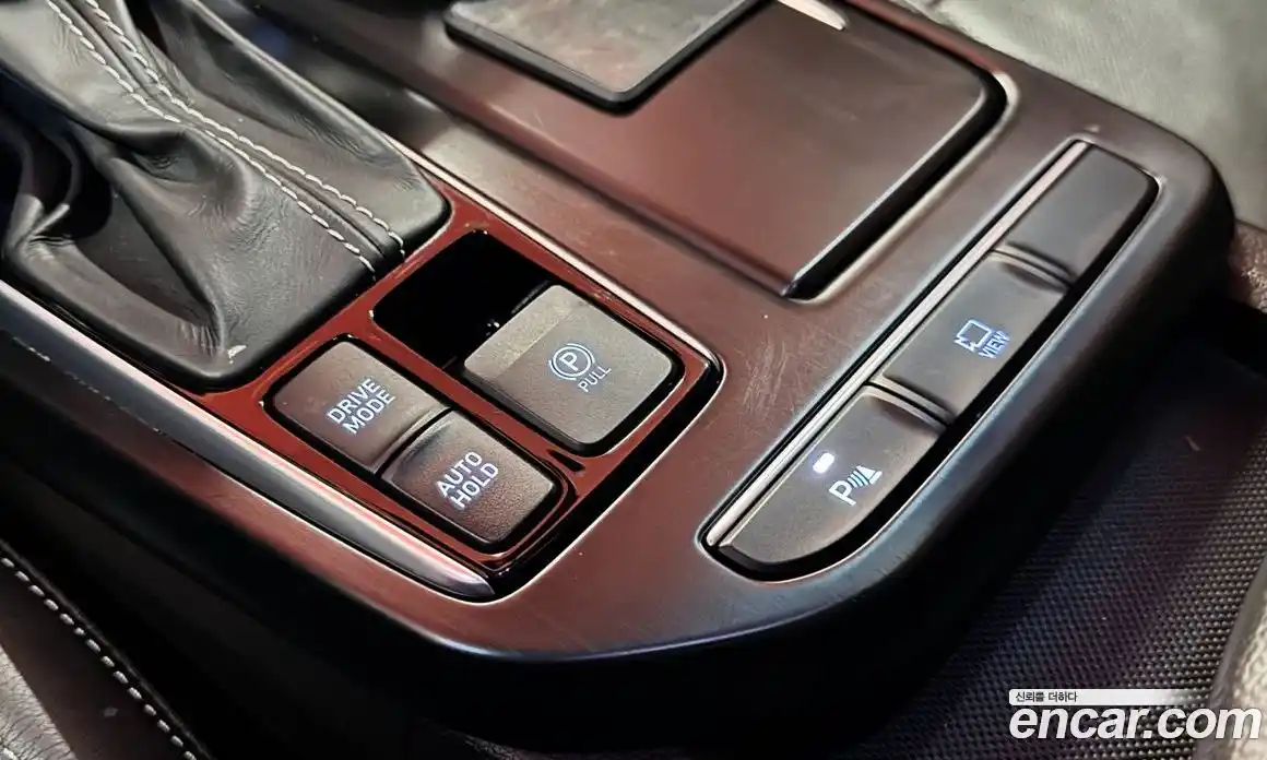 Hyundai Grandeur 2018 2.4 автомат (гидро), фото 13