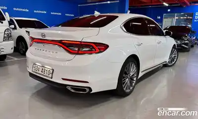 Hyundai Grandeur 2018 2.4 автомат (гидро), миниатюра 3