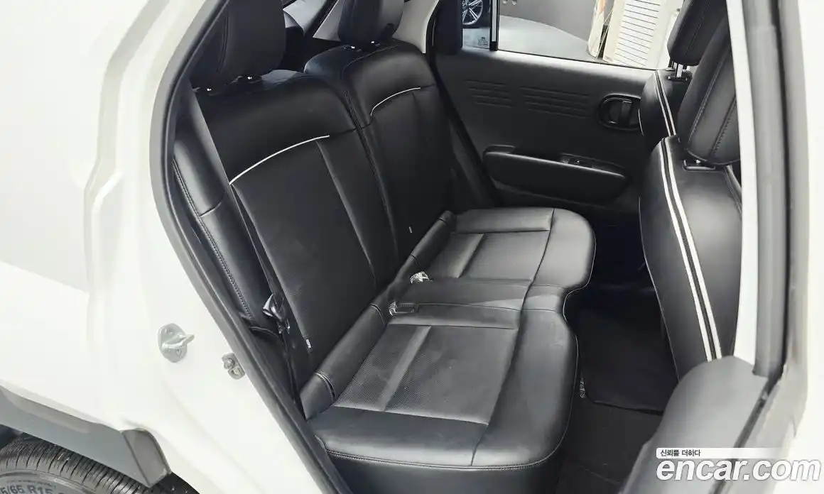 Hyundai Casper 2022 1.0 автомат (гидро), фото 16