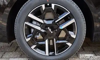 Kia K8 2026 2.5 автомат (гидро), миниатюра 7