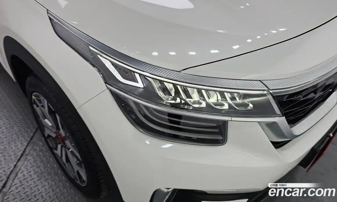 Kia Seltos 2021 1.6 автомат (гидро), фото 8
