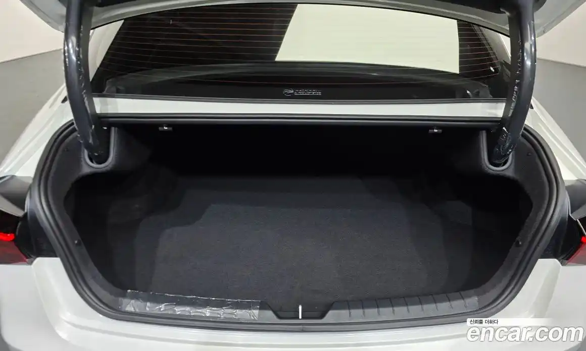 Kia K5 (Optima) 2025 2.0 автомат (гидро), фото 22