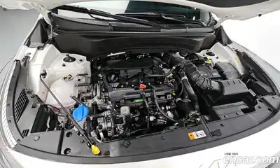 Kia Seltos 2025 1.6 автомат (гидро), миниатюра 6 Kia Seltos 2025 1.6 автомат (гидро), миниатюра 6