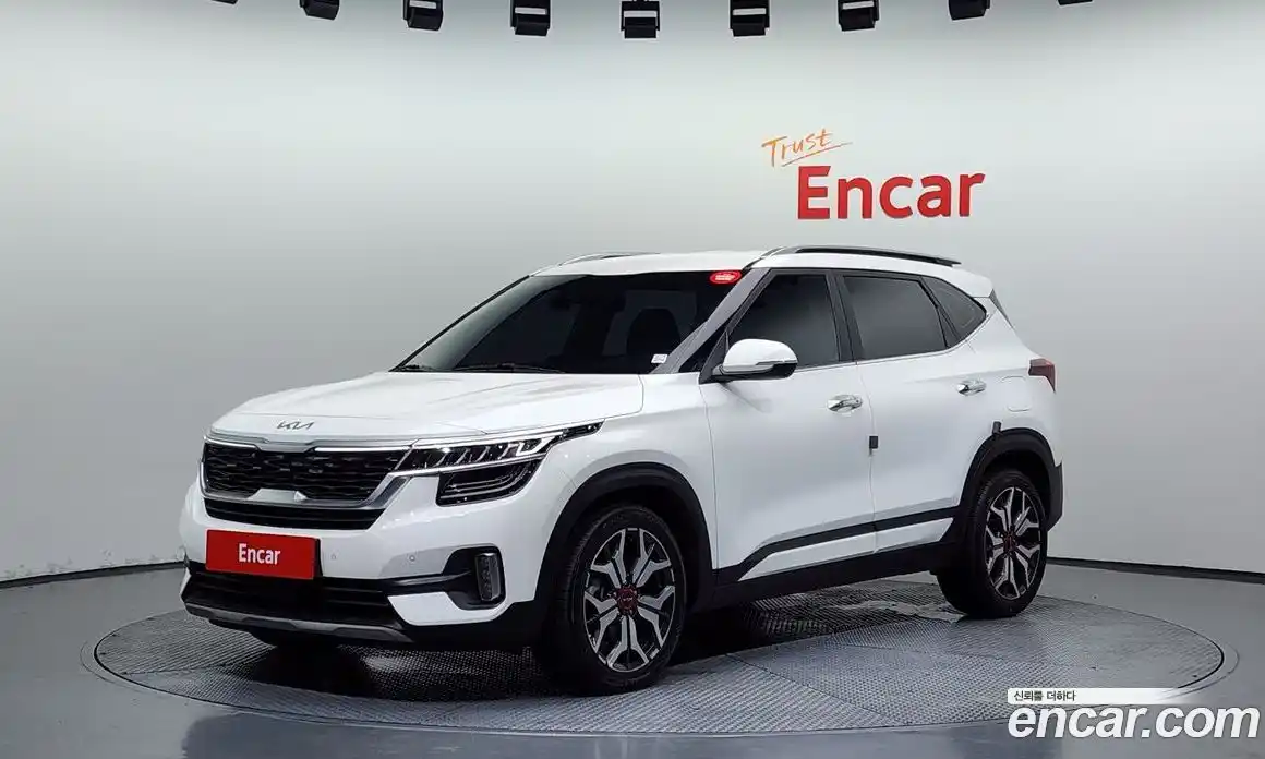 Kia Seltos 2022 1.6 автомат (гидро), фото 1