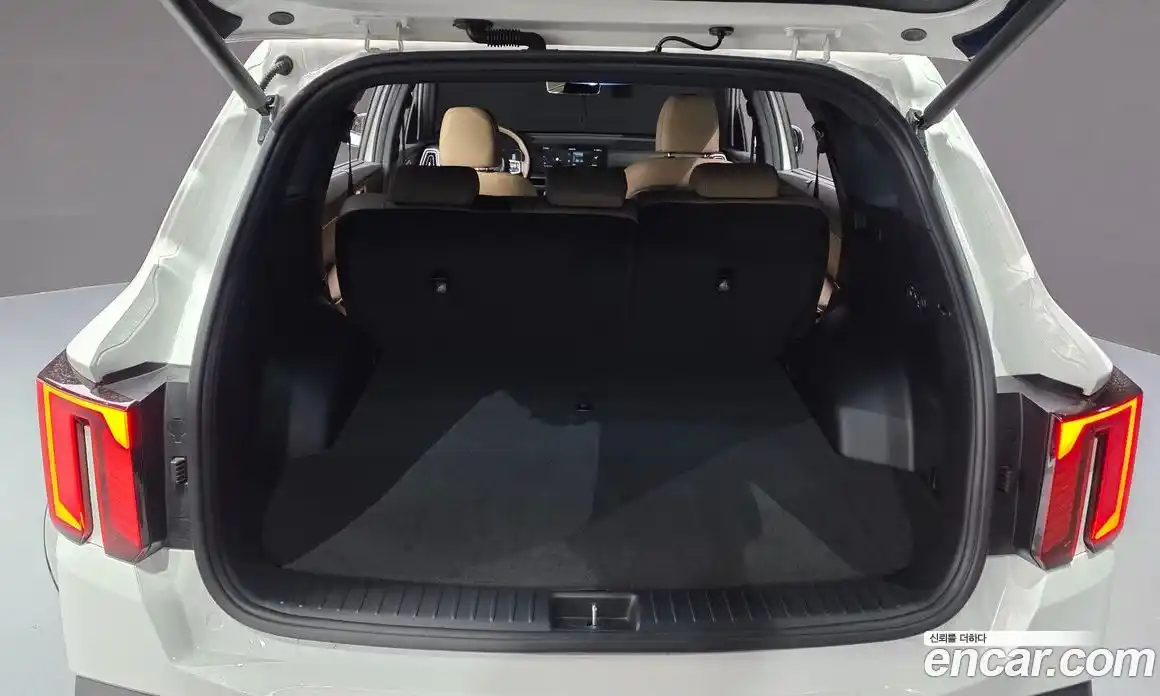 Kia Sorento 2023 1.6 автомат (гидро), фото 23