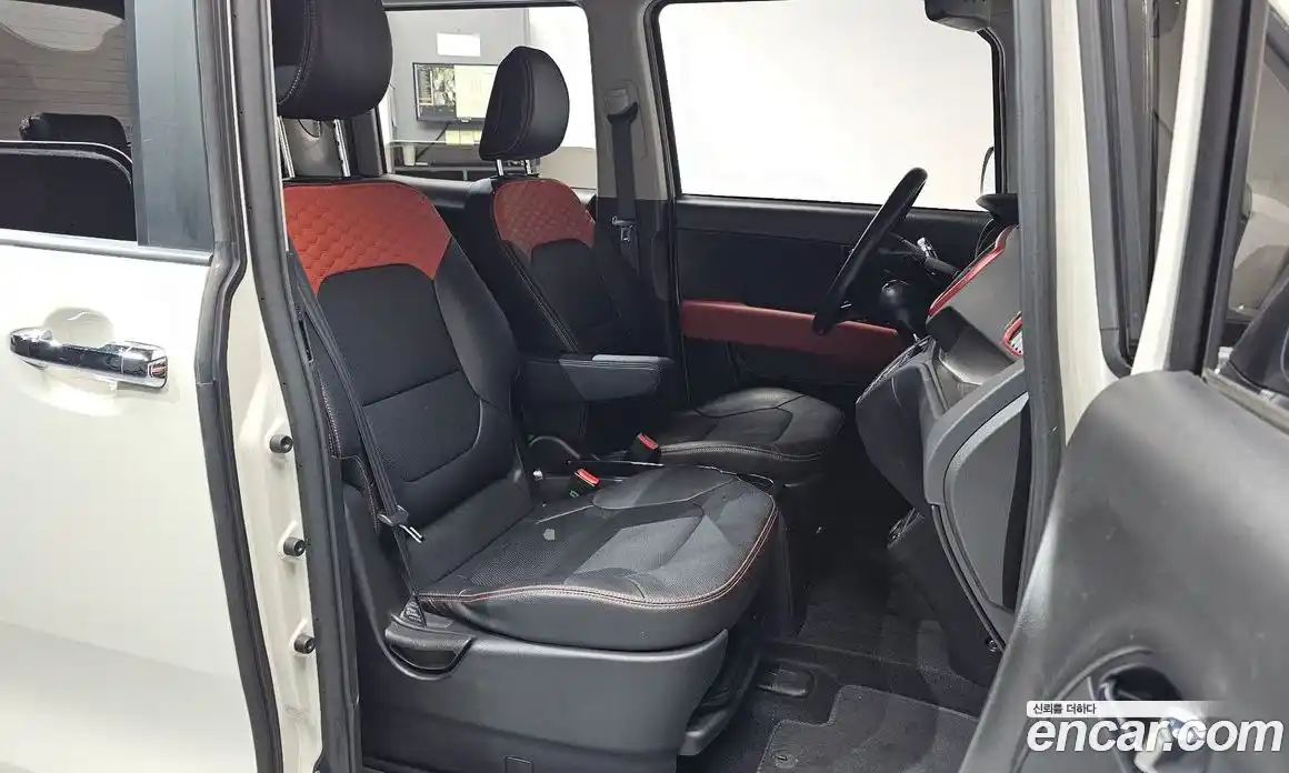 Kia Ray 2021 1.0 автомат (гидро), фото 18