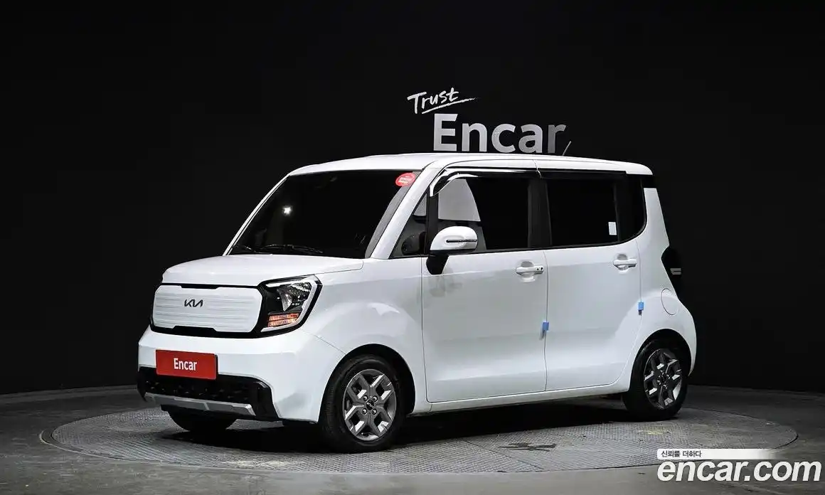 Kia Ray 2023 1.0 автомат (гидро), фото 1