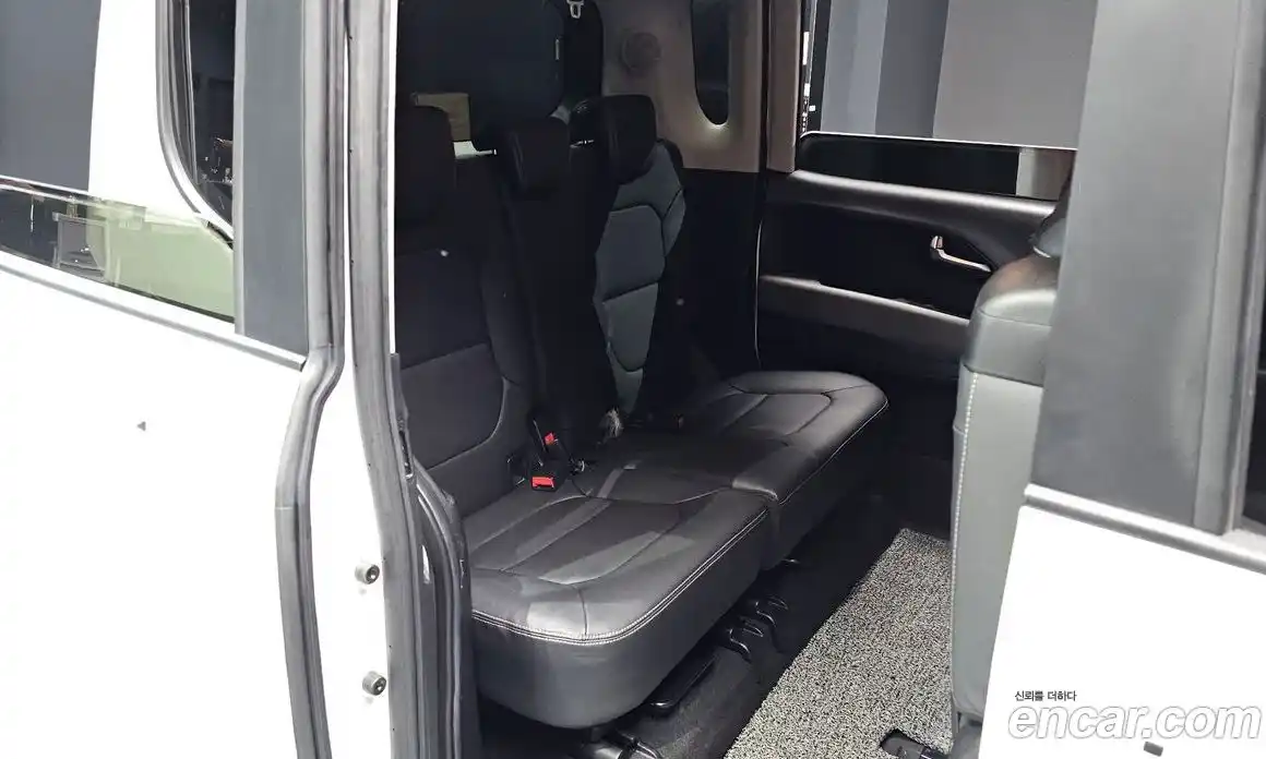 Kia Ray 2023 1.0 автомат (гидро), фото 23