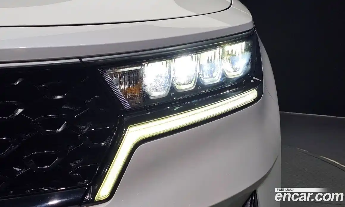 Kia Sorento 2021 2.2 автомат (гидро), фото 8