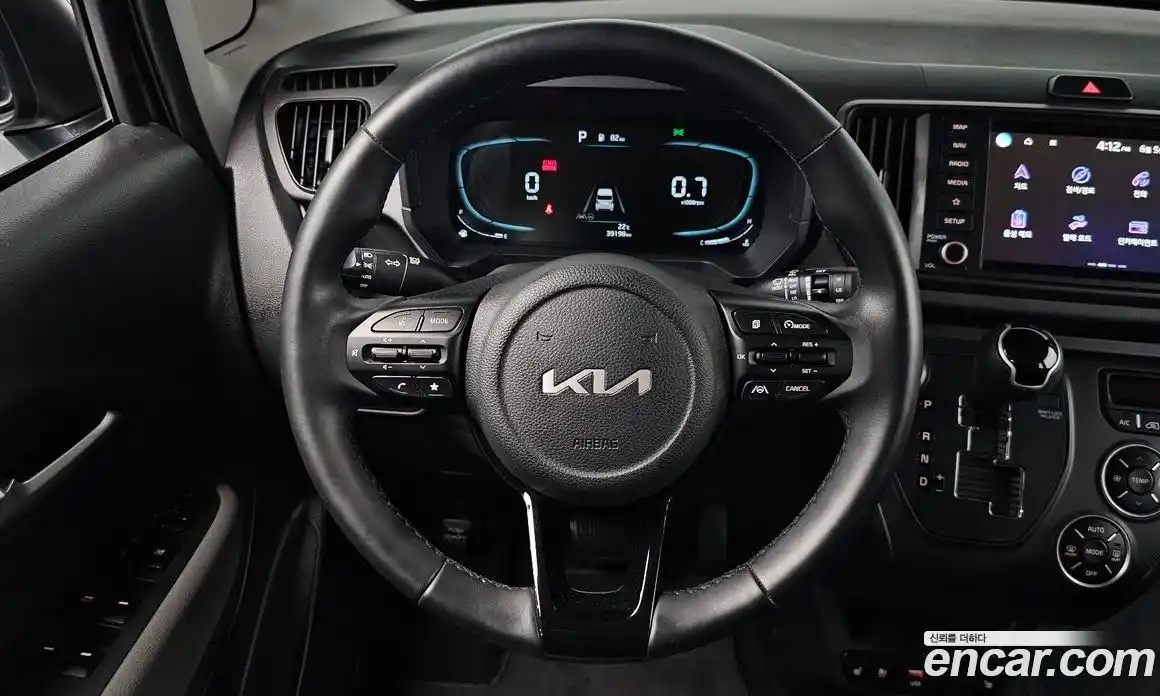 Kia Ray 2023 1.0 автомат (гидро), фото 18