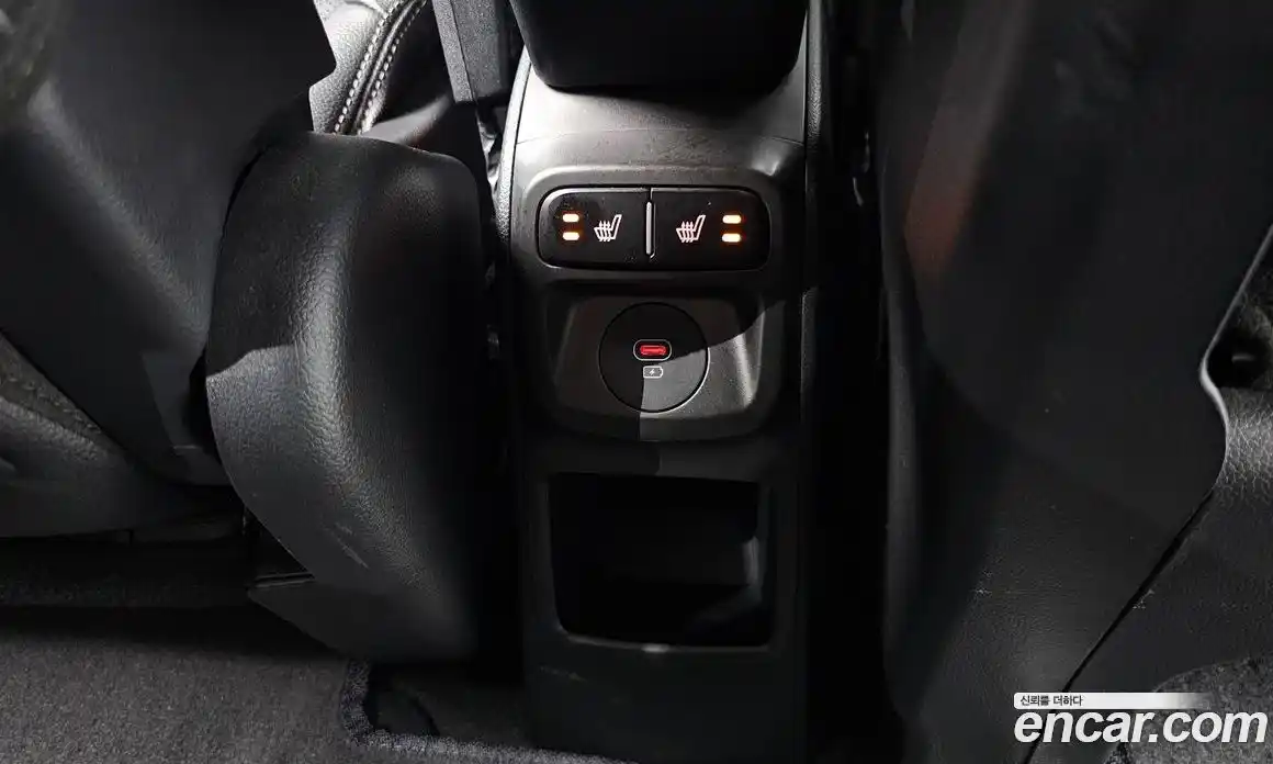 Kia Ray 2023 1.0 автомат (гидро), фото 24