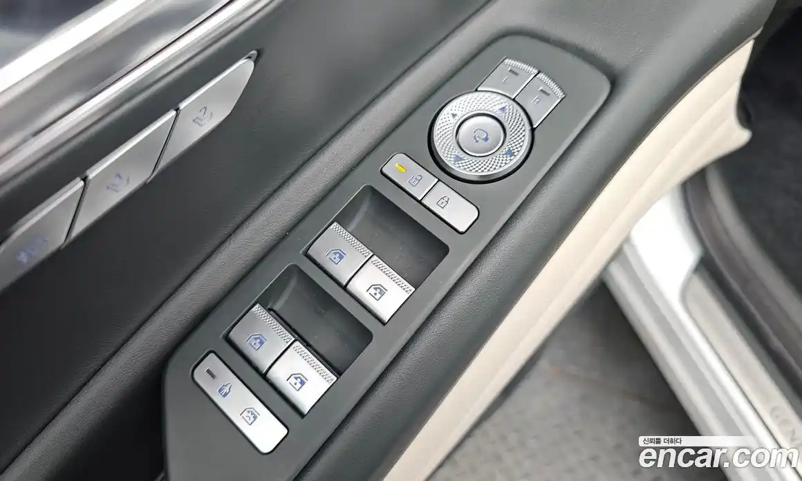 Genesis GV80 2023 2.5 автомат (гидро), фото 33
