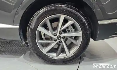 Genesis GV80 2024 2.5 автомат (гидро), миниатюра 6