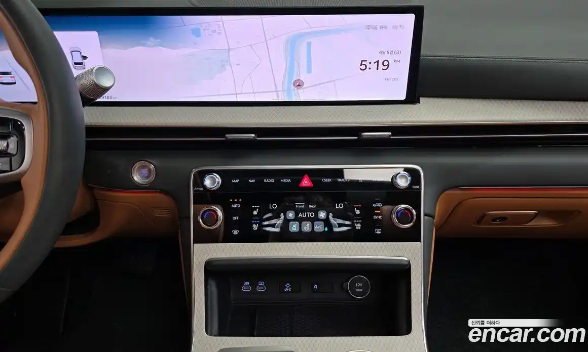 Genesis GV80 2024 2.5 автомат (гидро), фото 31