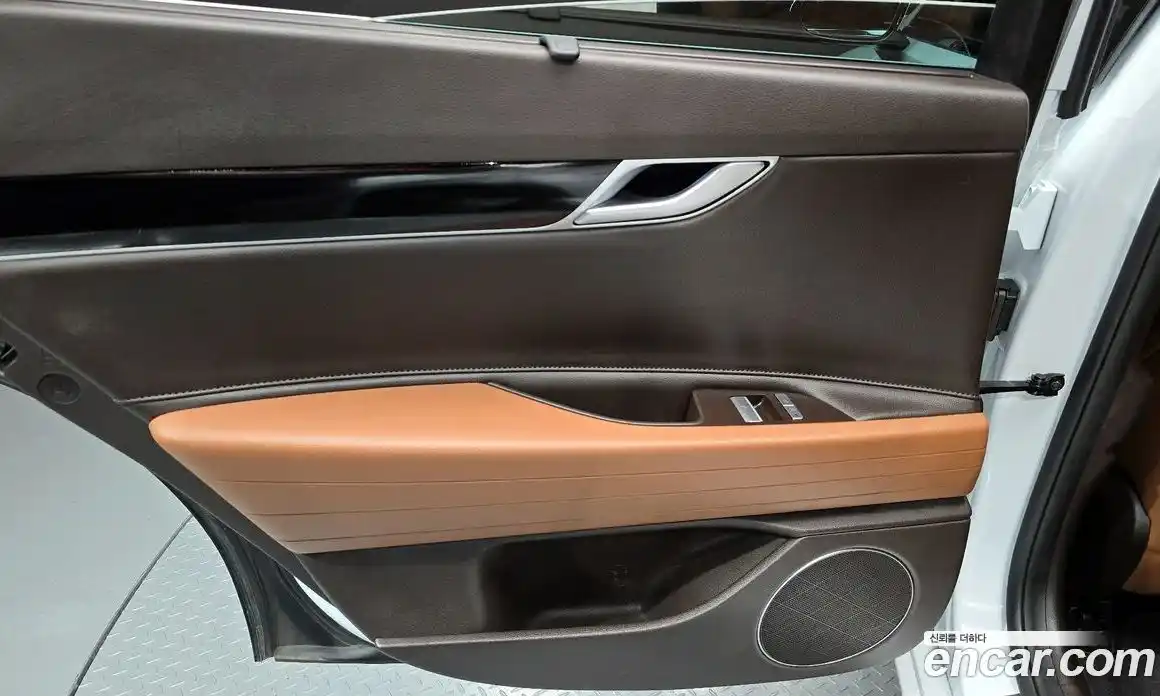 Genesis G80 2024 2.5 автомат (гидро), фото 15