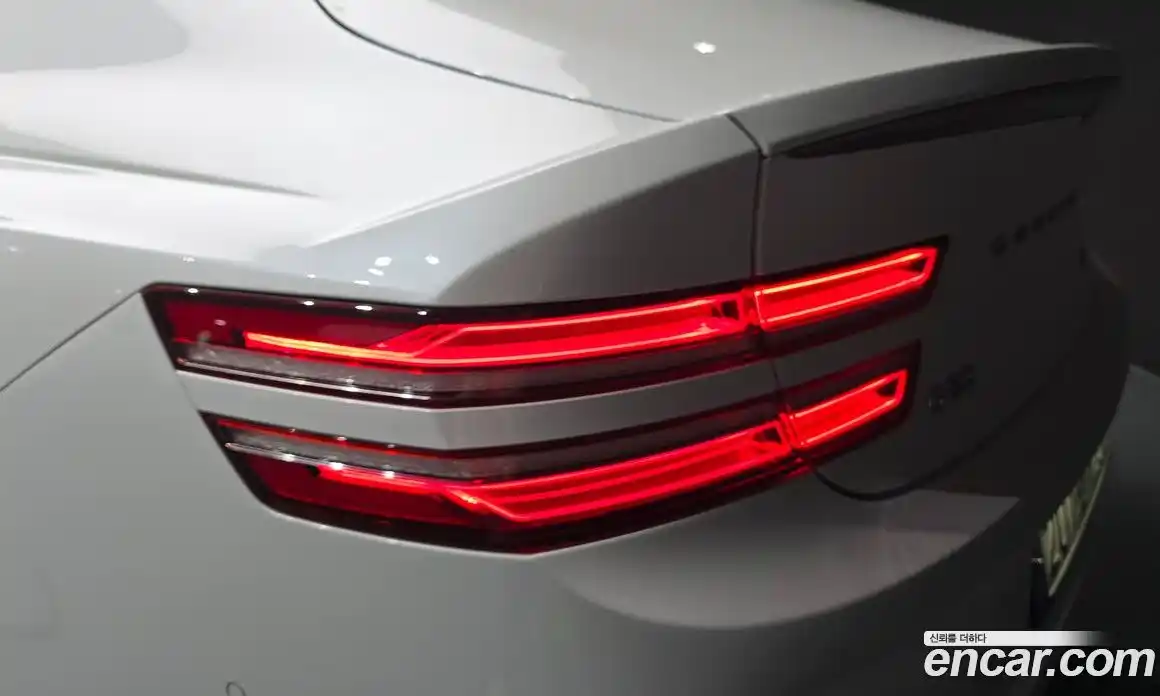 Genesis G80 2024 2.5 автомат (гидро), фото 9
