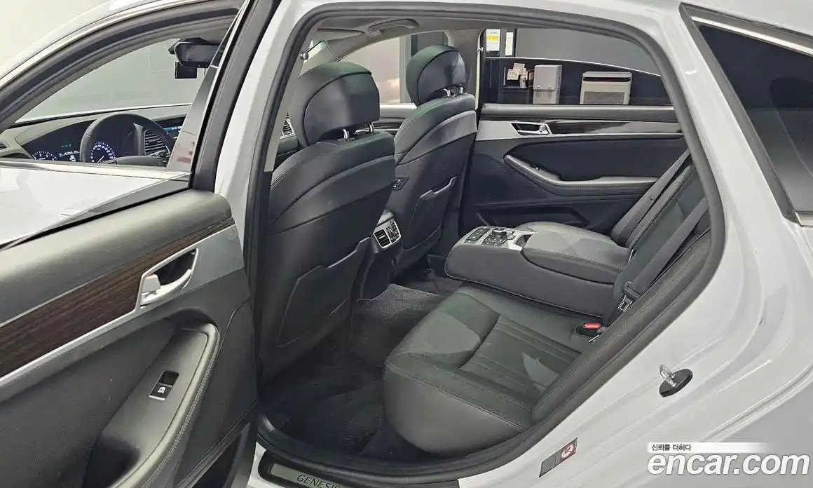 Genesis G80 2017 3.3 автомат (гидро), фото 16