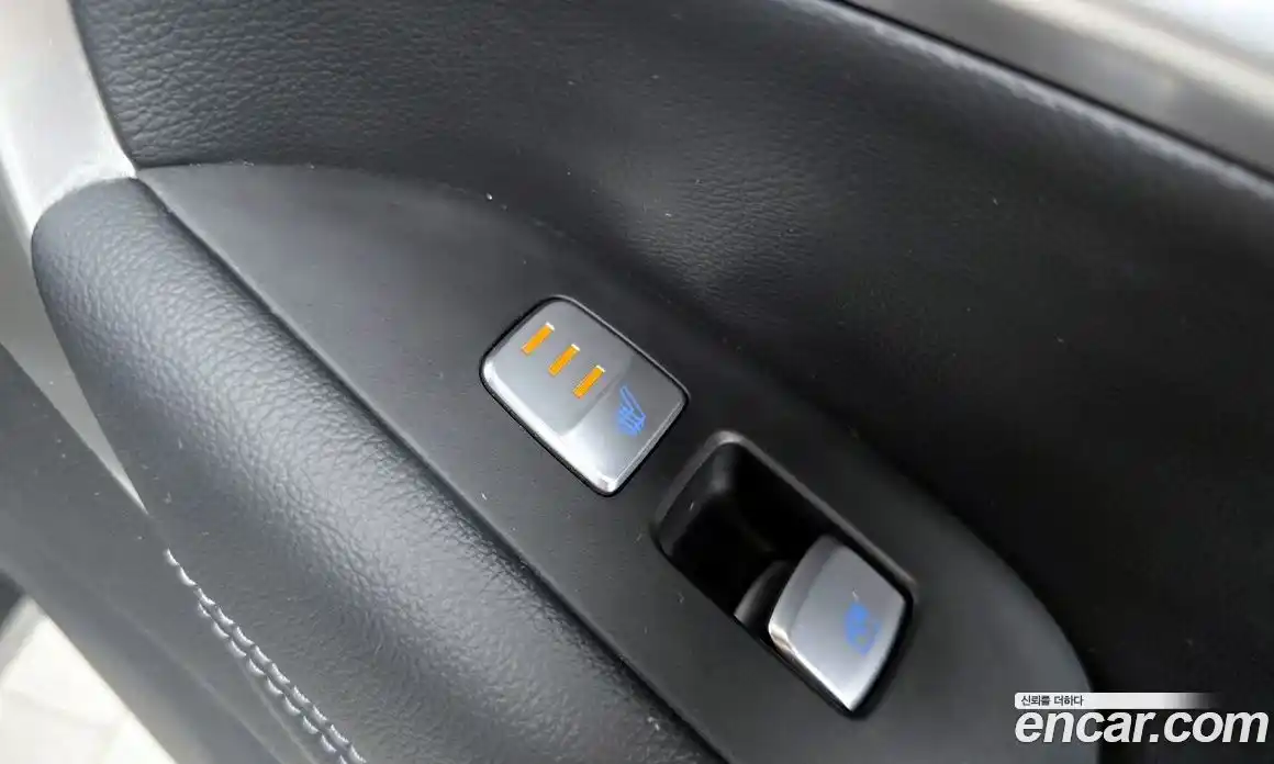 Genesis G70 2021 2.0 автомат (гидро), фото 18