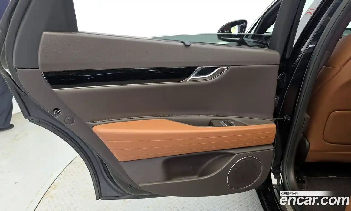 Genesis G80 2023 3.5 автомат (гидро), фото 15