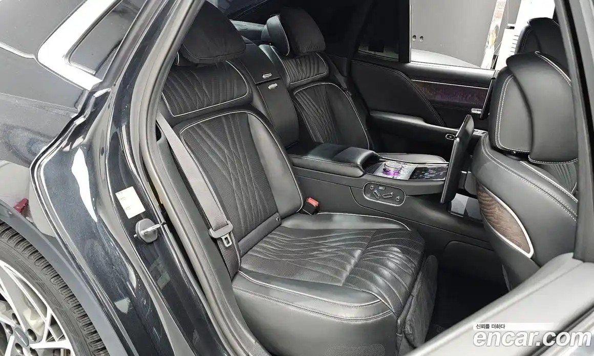 Genesis G90 2023 3.5 автомат (гидро), фото 17