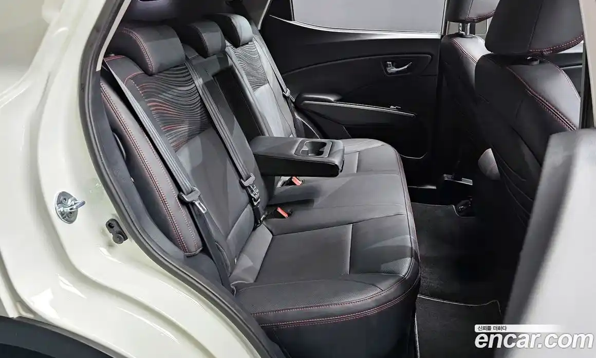 SsangYong TIBOLI 2017 1.6 автомат (гидро), фото 11