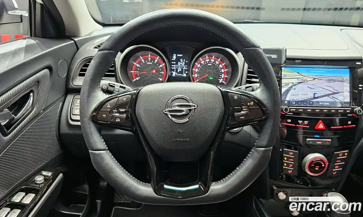 SsangYong TIBOLI 2017 1.6 автомат (гидро), фото 13