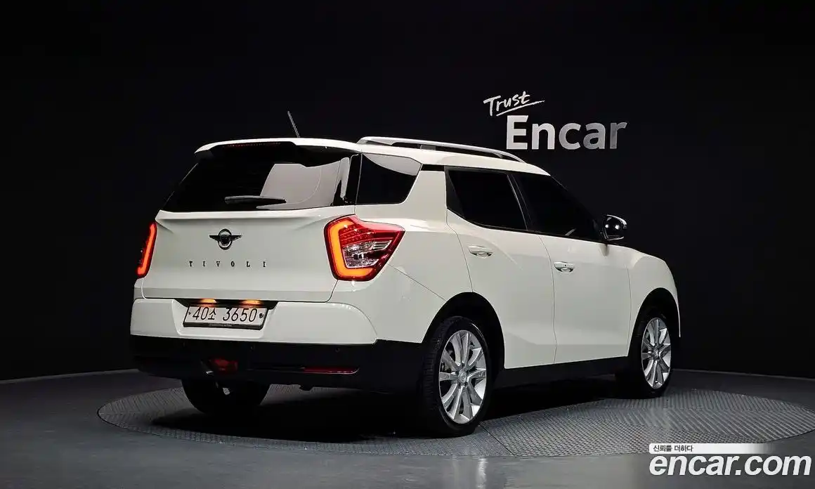 SsangYong TIBOLI 2017 1.6 автомат (гидро), фото 2