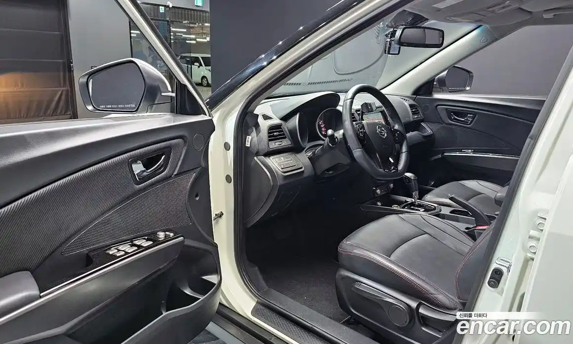 SsangYong TIBOLI 2017 1.6 автомат (гидро), фото 10