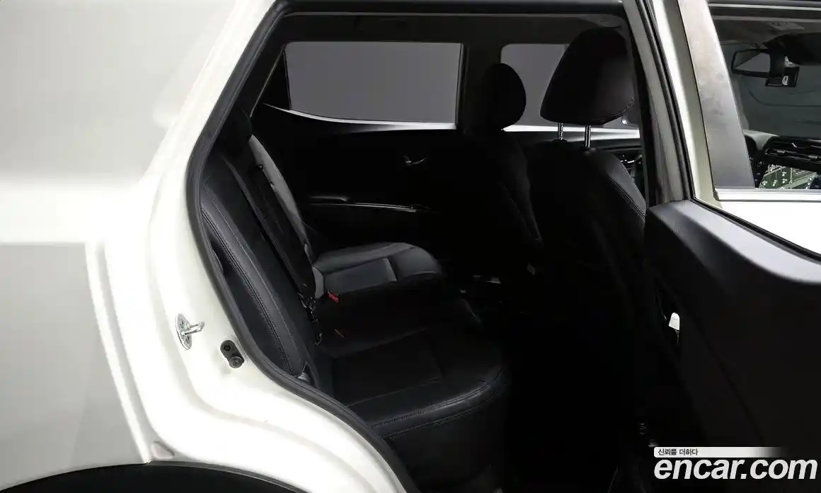 SsangYong TIBOLI 2022 1.5 автомат (гидро), фото 11
