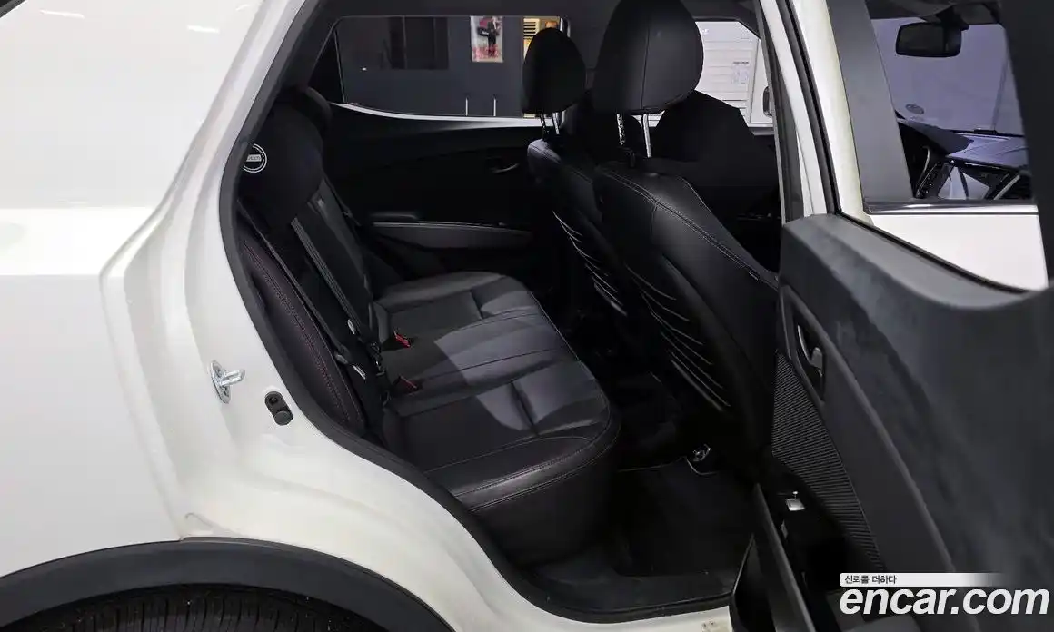 SsangYong TIBOLI 2019 1.6 автомат (гидро), фото 11
