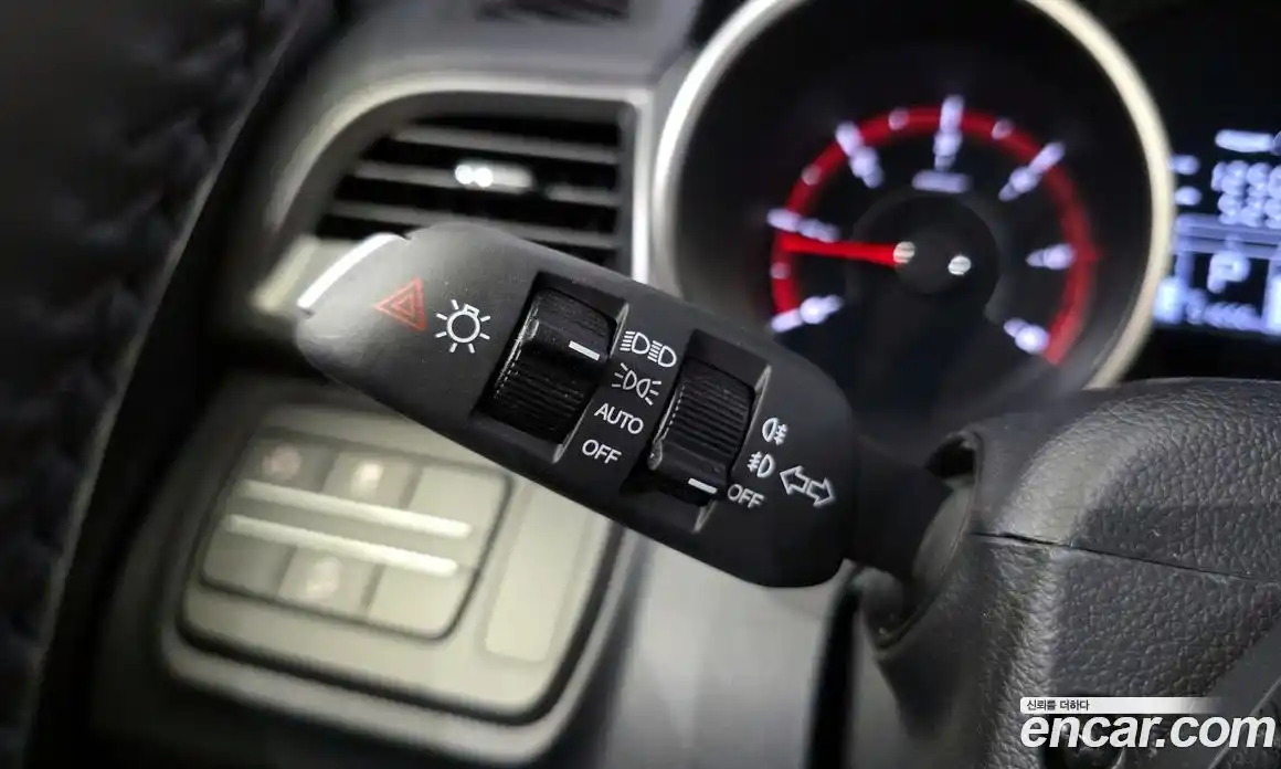 SsangYong TIBOLI 2019 1.6 автомат (гидро), фото 15