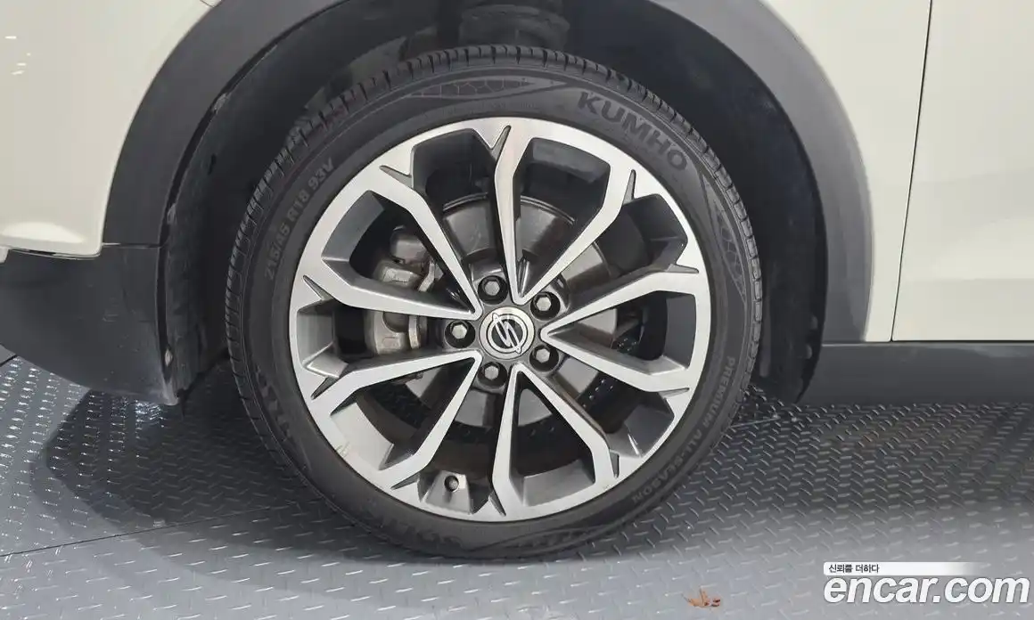 SsangYong TIBOLI 2017 1.6 автомат (гидро), фото 4