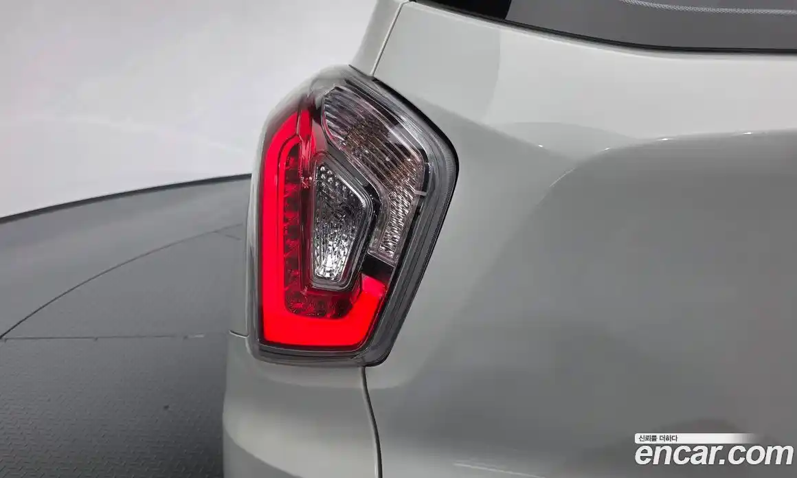 SsangYong TIBOLI 2017 1.6 автомат (гидро), фото 8