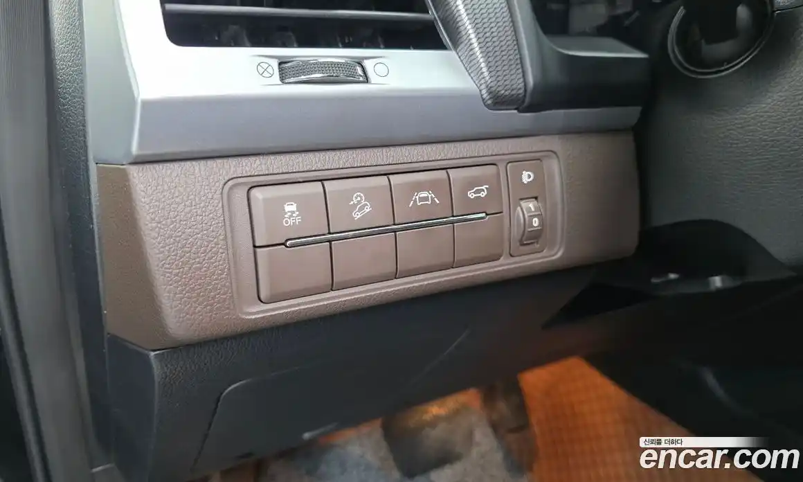 SsangYong Rexton 2023 2.2 автомат (гидро), фото 19